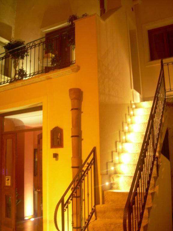 B&B Cortile Di Venere Trapani Exterior photo